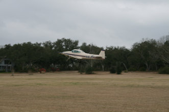 fly_in_fun010002.jpg